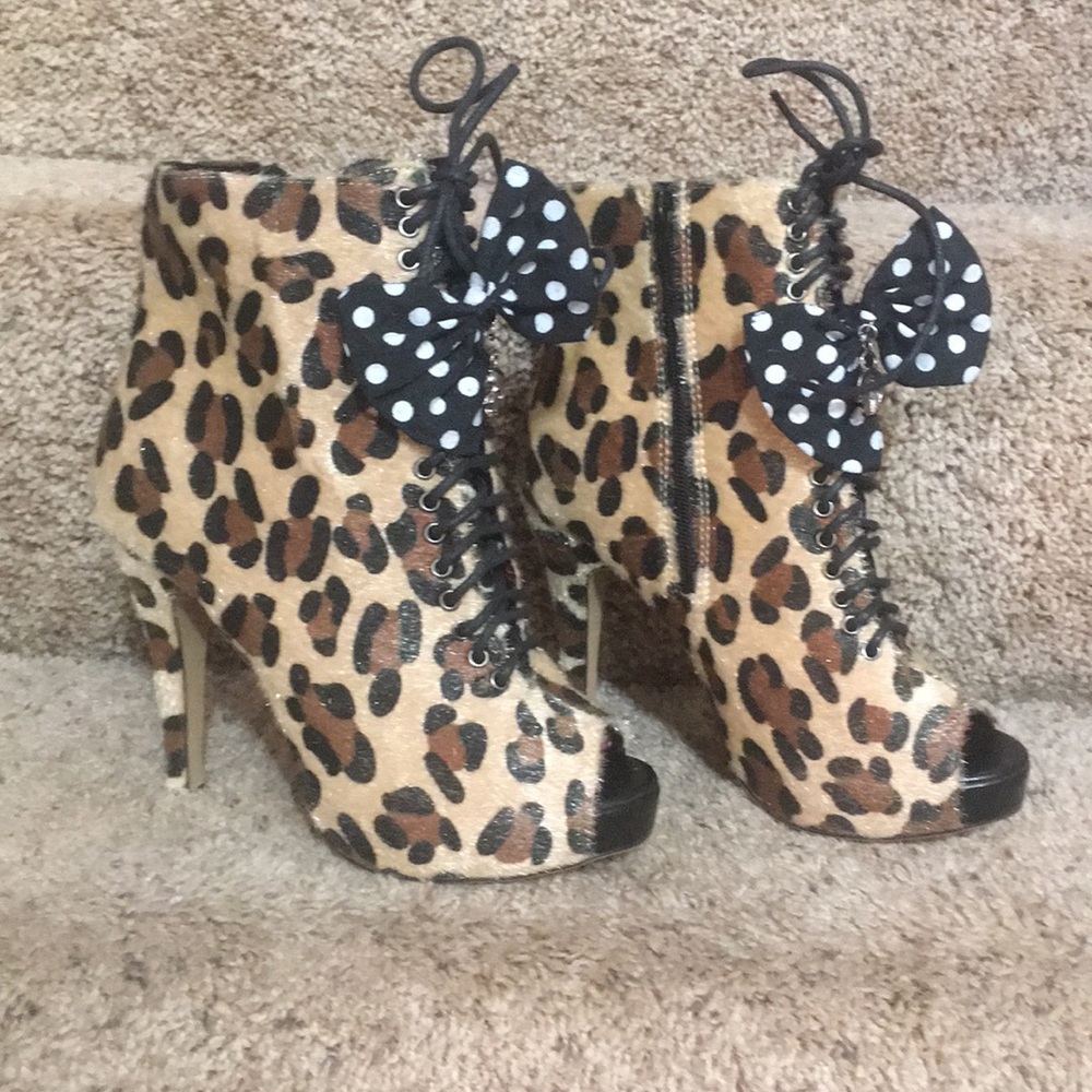 Leopard high heel ankle booties